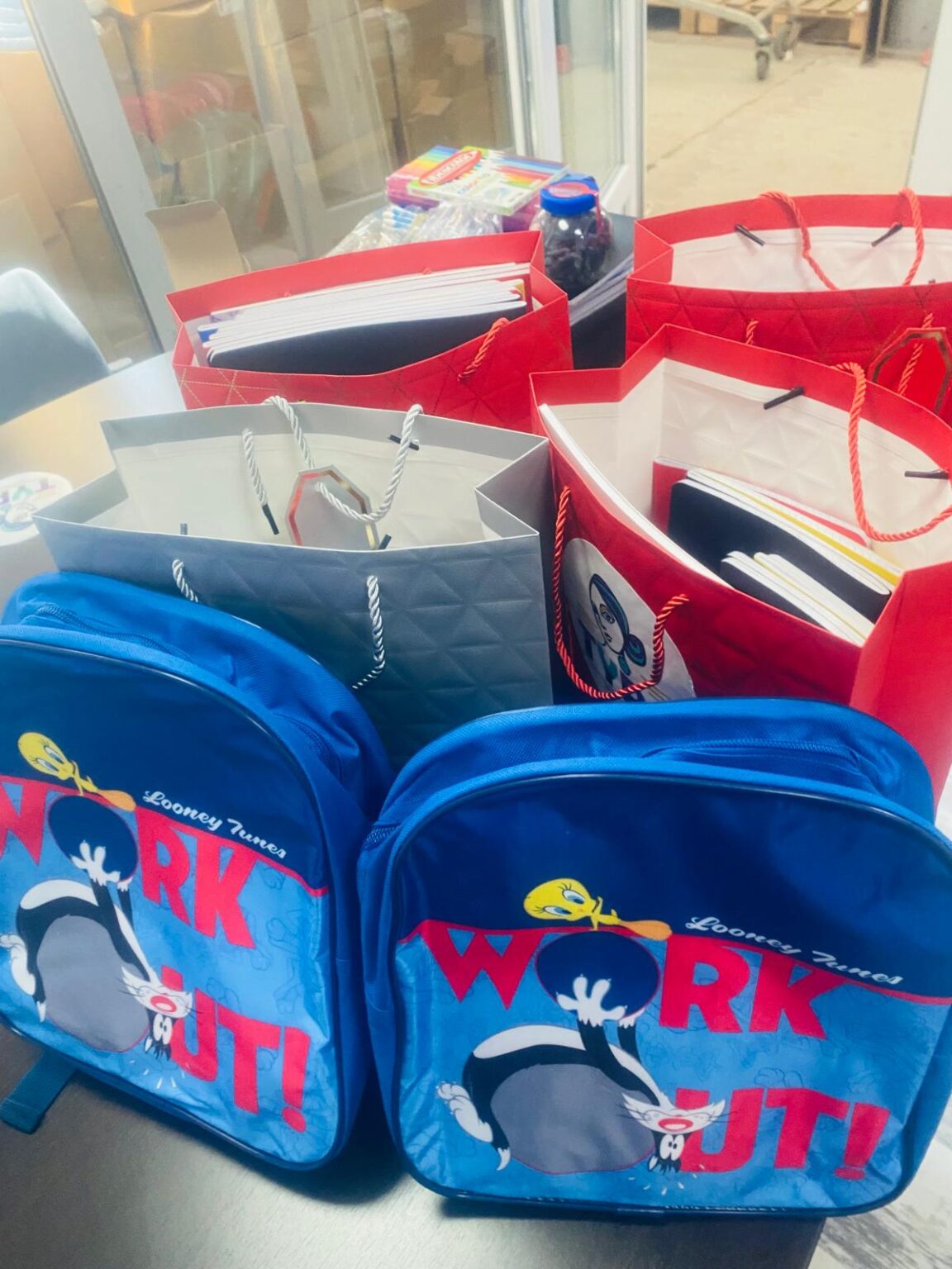 541834896_122153811830681901_6715967135616381609_n